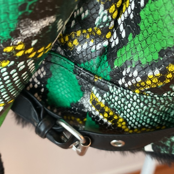 Mod -X 3XL faux reptile jacket - Picture 7 of 15